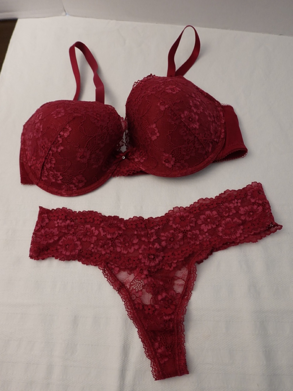 H&M Deep Wine Floral Lace Push-Up Bra with Lace Thong